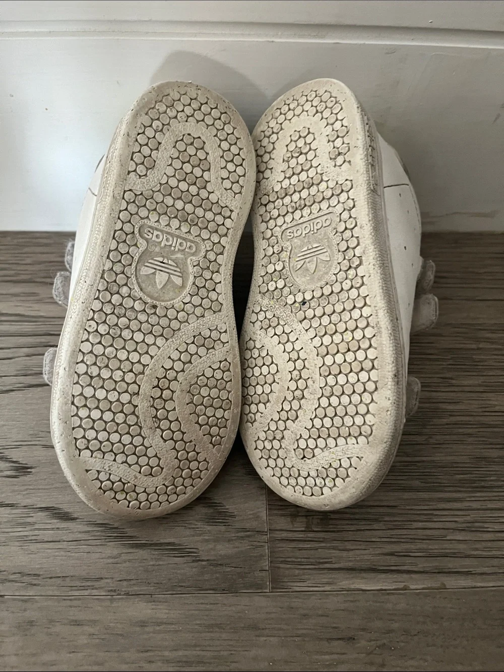 Adidas sneakers. Toddler size 8. White. Lime. Pre-owned.